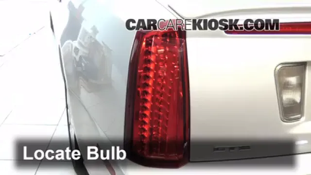 2011 Cadillac STS 3.6L V6 Luces Luz trasera (reemplazar foco)
